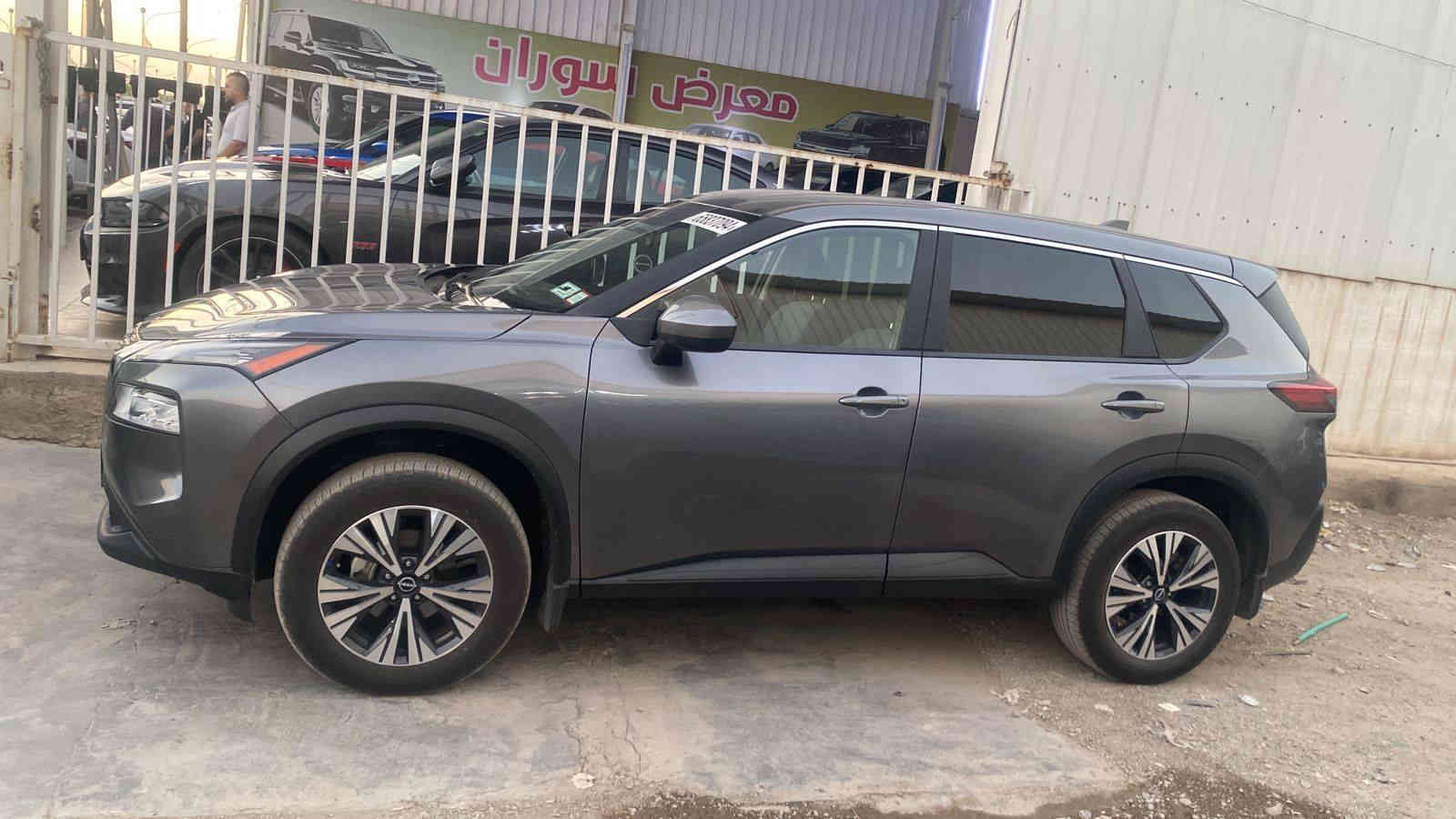 سلام عليكم 
نيسان روج ٢٠٢٣ محرك ٣ سلنندر تيربو 
مواصفات اس في وبيها انضمه قياده 
شويه ةعلى من ال sv يكولون عليها بلص المهم 
مضررها شبر بنيد صبغ فقط
ايرباكات ماطاكه كله سليم 
ماشيه ٦٠٠٠ الف ميل 
رقم اربيل بسمي 
بعدها جديده السياره 
سعرها ١٩٠ ورقه 
اريد مراوس ويه باتفندر مواصفات عاليه ماريد اس في وتحياتي للكل 
***********
