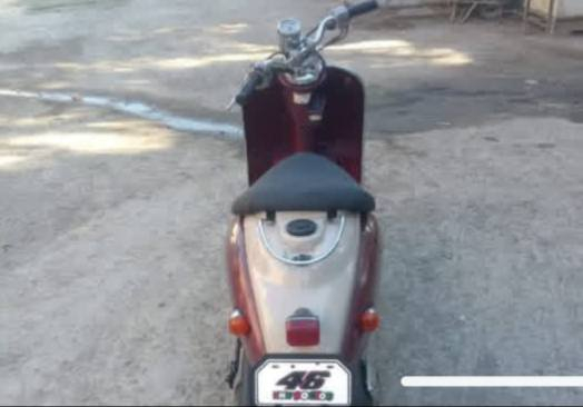 دراجة كلاسك 60 نثية
الدراجة كاملة كهربائيات شغالة 
دراجة رمبة طفرات بلاد بس الصالنصة تجارية  السعر 300 و بي مجال بسيط للطيبين  
***********
مكاني بغداد
