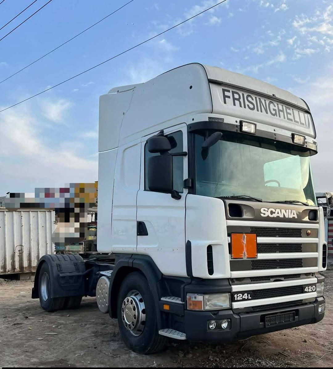 سكانيا للبيع 2004
‏محرك انجكتر خطين 6 سلندر لا بخار  لا صرف 
‏كير 900..3/3 عادي 
‏شاصي مكفول من كلشي 
‏ملاحظه سياره بدون ارقام 
‏السعر 90 ورقه وا بيه مجال الشراي
‏العنوان بغداد سياره جديده معنه كلمه
‏‪***********‬
