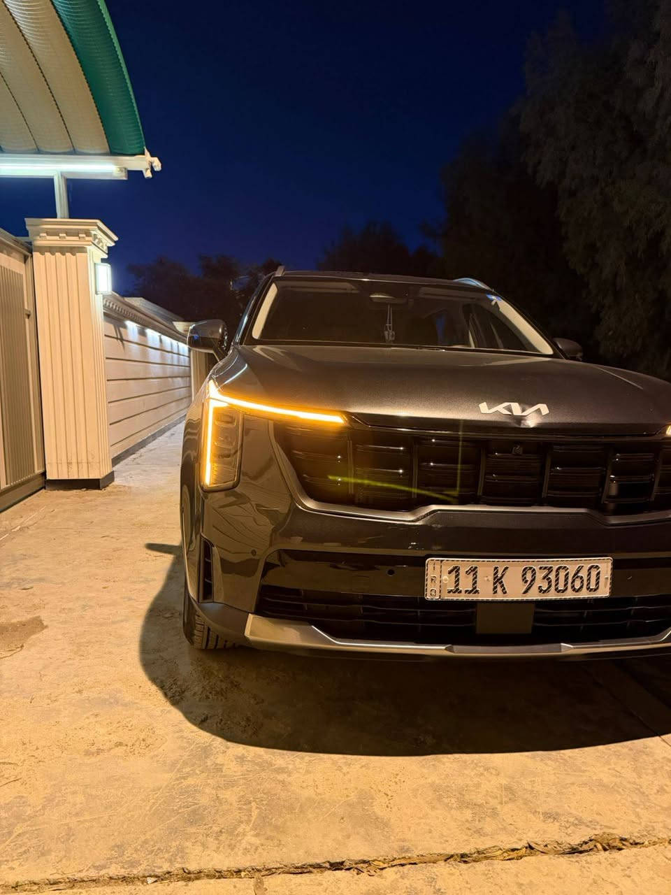 سلام عليكم سورنتو موديل 2024  مكفولة من صبغ
حادث بنيد فقط مبدل نفس اللون بدن دواخل بدون صبغ 
سيارة حلوه اخت زيرو ماشية 12 الف كيلو

مواصفات السيارة فول عدا الفتحة
محرك 2500 تنفس طبيعي
كير 8 نمر بصمه تشغيل بصمه بوب
كير عادي واتو + فور ويل
رادار امامي خلفي
شاشة متصله
7 انظمة قيادة
طبيعي - رياضي - اقتصادي- ذكي- تزحلق - دفع رفاعي -انحدار
كشن كهربائي تدفئة
7 راكب  قطعتين تبريد  تحكم ستيرن  تحكم تبريد شاشة لمس  وبعد بيها هواي مواصفات

السعر 258 وبيها مجال 
مكان السيارة بسامرة

***********
