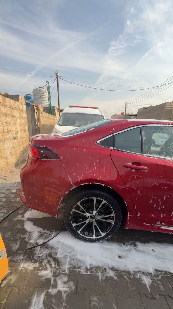 للبيع ويل كب حجم ١٧ كورلا و كامري اصلي هوه و تايرات مكاني بصره السعر ٣٥٠ الاتصال *********** البصرة, العراق
