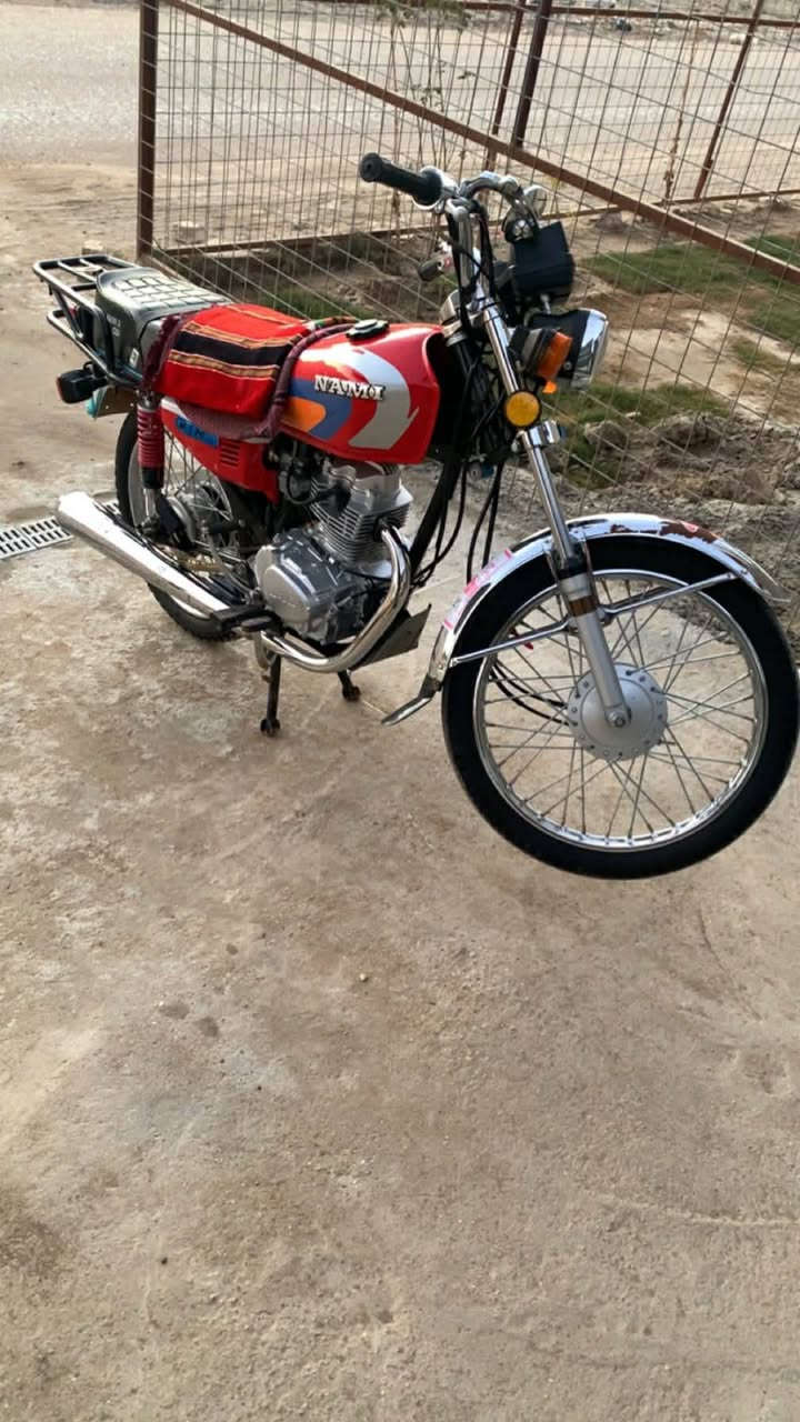 السلام عليكم للبيع👇
دراجه نامه اصلي شاصي متياز موديل 25 اوراق😱 استنساخ دراجه غراض 26⚠️ اصلي شرط جيب 📿فيتر وتعال افحص للصبح دراجه خير من الله تغريد فول دراجه💯 معروضه ب 850 بيها مجال للشراي  فقط مو شراي اعبر المنشور مكاني حله بكرلي رقمي *********** اتصل ودلل 🫡
