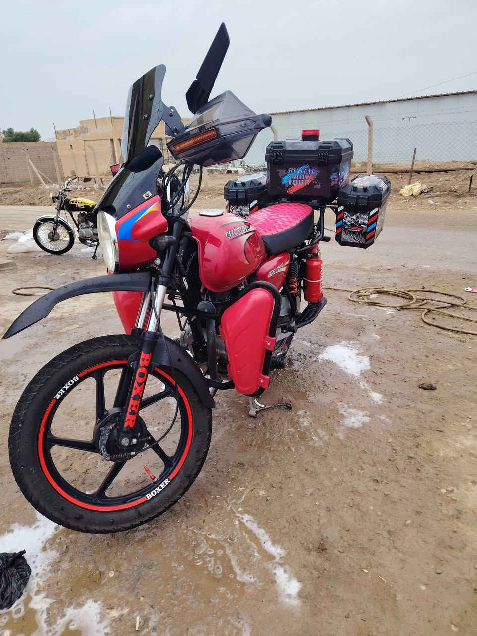 السلام عليكم دراجه بوكسر مديل 2021 سنويه ولوحات مجفت بلاد اصلي دراجه مجهزه تجهيز ترحال كامل السعر 1700 بيه مجال بصيط مستعجل ع البيع مكان شطره اتصل ***********
