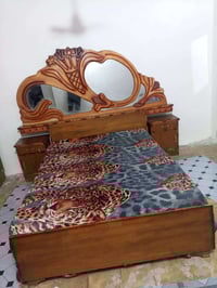 جربايه للبيع مع ملحقاته مع دوشك نوم نظيفه السعر 150 الف رقم 0771234291...