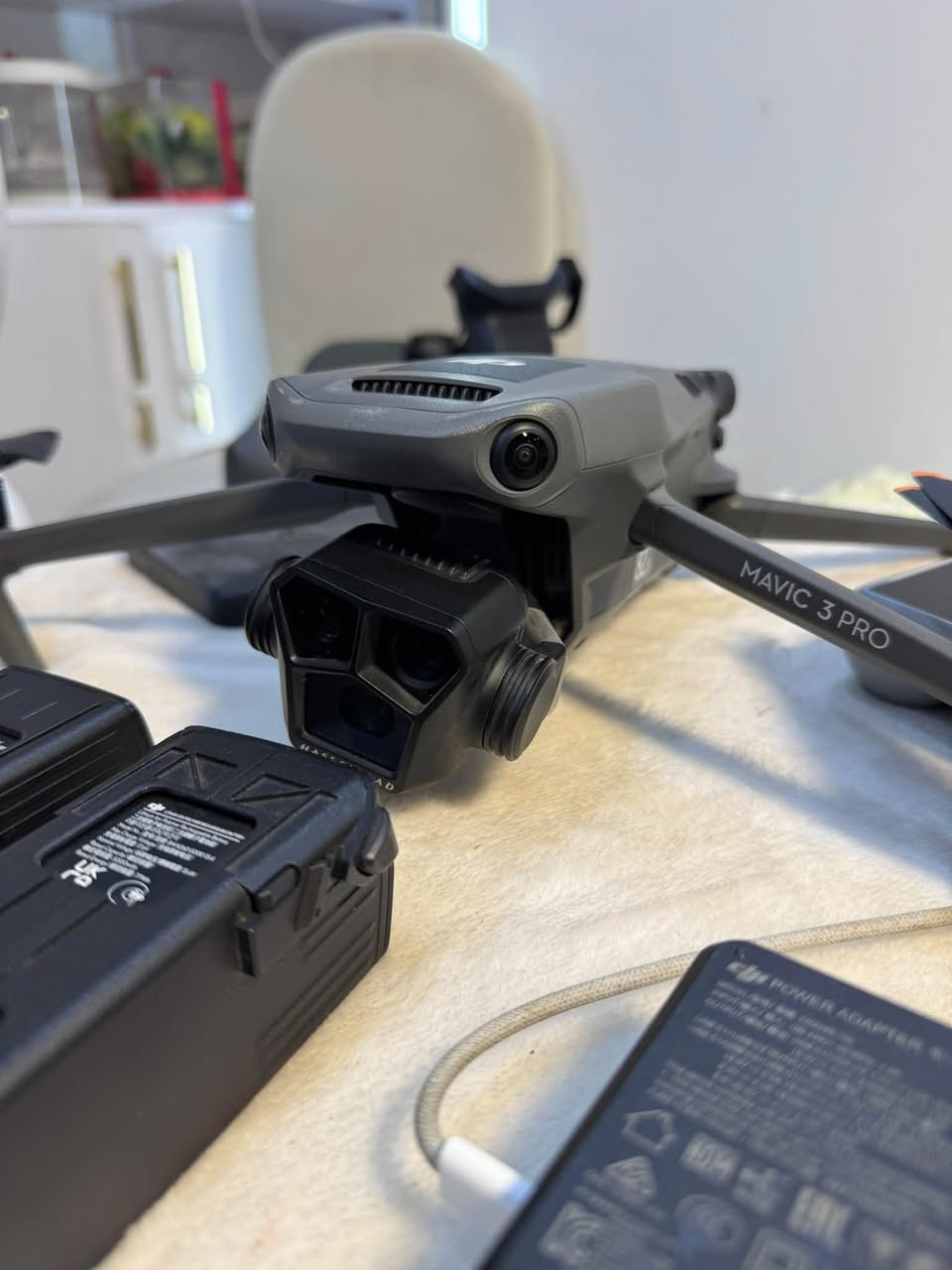 ‏DJI Mavic 3 Pro
📸 مناسب للتصوير السينمائي والإعلانات الاحترافية

✨ المواصفات:
• كاميرا Hasselblad احترافية
• تصوير فيديو بدقة 5.1K
• ثلاث كاميرات بزوم احترافي
• وقت طيران يصل إلى 43 دقيقة
• نظام تفادي عوائق 360°
• بث مباشر بعيد المدى وثبات عالي بالطيران
• مناسب لتصوير الأعراس، الإعلانات، والسفر   

💰 السعر: 20$
📞 للحجز والاستفسار: ***********

