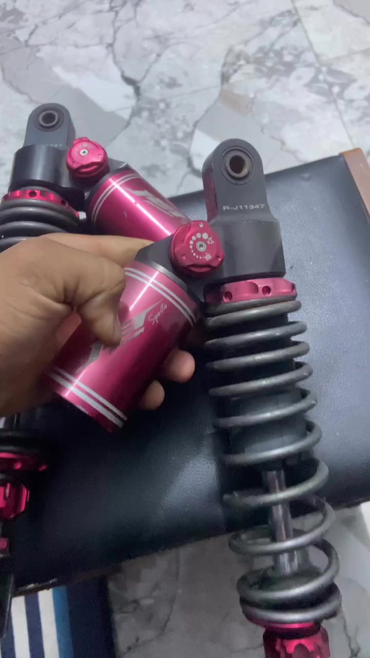 سلام عليكم

دبل سكنس امامي كرزي مع ملقط
دبل خلقي سكنس كرزي سيت امامي خلفي اصلي شرط الشغل 

قبق كلجات سمار ماكس 

تايرات سوبر جلاتي مال حاوية اصليات خط جوزي 

دبل ماكس خلفي فضي 

السعر خاص مكاني مدينة الصدر


**إذا كنت صاحب هذا الإعلان وتريد حذفه لأي سبب، رجاءا أرسل رسالة إلى الدعم الفني**