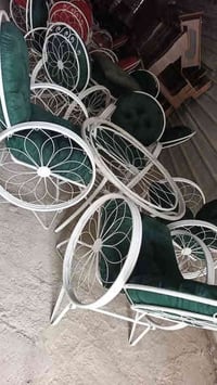 ميز حديقة • ٤ كراسي ٢ملم • توصيل كافة المحافظات