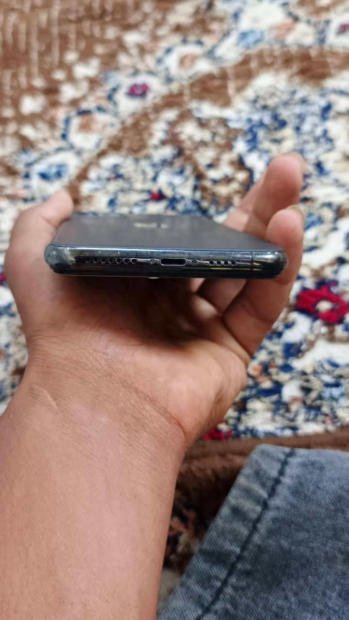 السلام عليكم
إيفون ١١برو ماكس🛑
للبيع أو مراوس🛑
ذاكره٢٥٦
مبدل شاشه اصليه 🛑
وبطاريه أصلي 🛑
جهاز ويا كفرين وشاحنة🛑
فيس أيدي شغال🛑 
السعر ٢٣٥وبي مجال قليل 🛑
مكاني حويجه داخل


**إذا كنت صاحب هذا الإعلان وتريد حذفه لأي سبب، رجاءا أرسل رسالة إلى الدعم الفني**