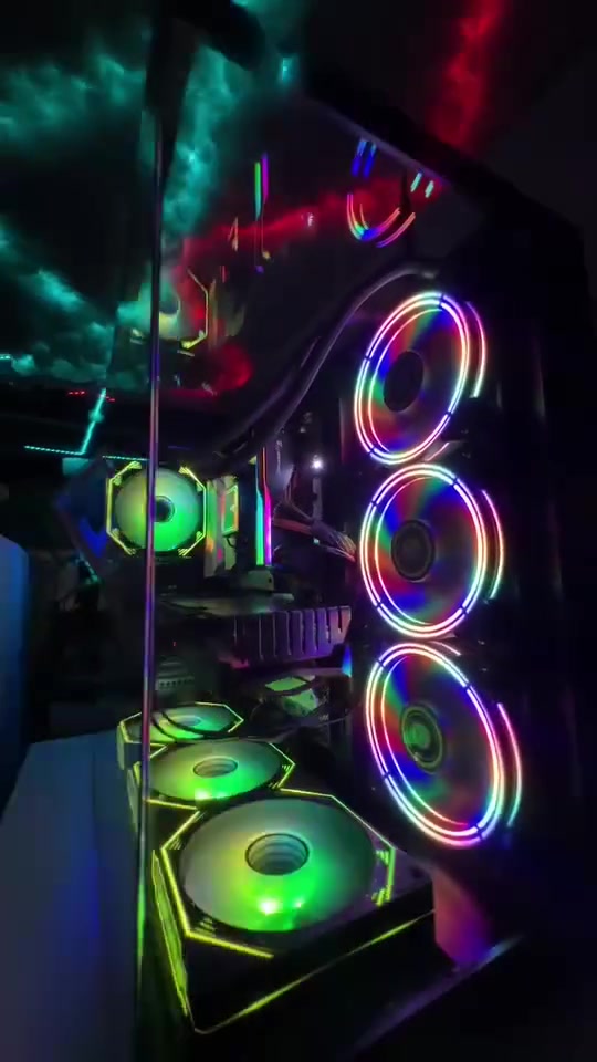 Case Alexander Weise 
I7 13700KF
B660 Asus Rog WiFi Gaming DDR5 
Ram 32G 2*16 6000 GSKIL RGB
RTX 20/70 SUPER 
HARD SSD 500G
HARD HDD 2T 
سعر ١٠٠٠$ مجال ***********☎️
