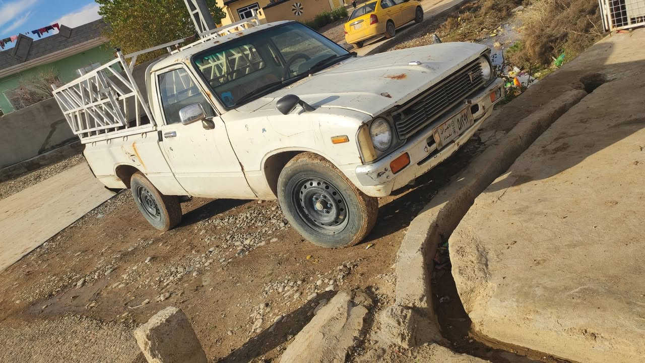 بيكم 80 رقم بغداد صدامي سياره مال بيت قديم عندي فوك 4 سنوات سياره مال شغل نقل اي شي كير محرك شرط شاصي شرط تواير إكبار سياره جاهز وين ما تروح روح بي ويرمنيه شغال كلو شرط بدون دعم بلادي بعدها عل صبغ شريكه ابو وكاله عامه بل موصل يم جسر رابع ساكن ابو سنويه منطي وكاله عامه كامل معه مستمسكات كامل تريد وكاله من وكيل تريد تروح تحول سعر 23 ورقه  ورقه *********** بي وتساب هم عنوان بايبوغ بعد كليه نور
