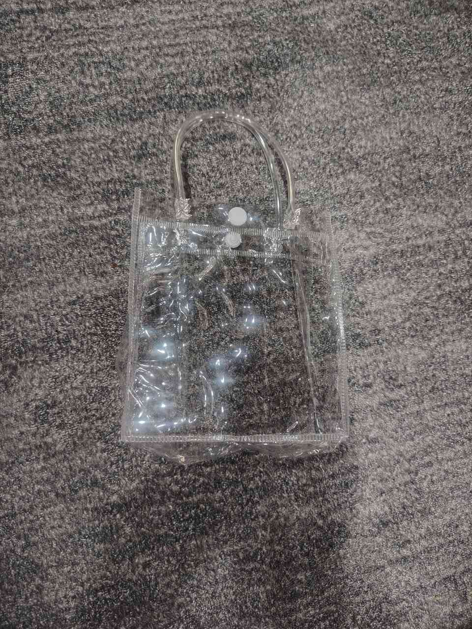 حقيبة هدايا العدد ٢٥ قطعه قياسه ١٥ في ١٣ سعر القطعه ٥٠٠ يوجد توصيل لجميع المحافظات


**إذا كنت صاحب هذا الإعلان وتريد حذفه لأي سبب، رجاءا أرسل رسالة إلى الدعم الفني**