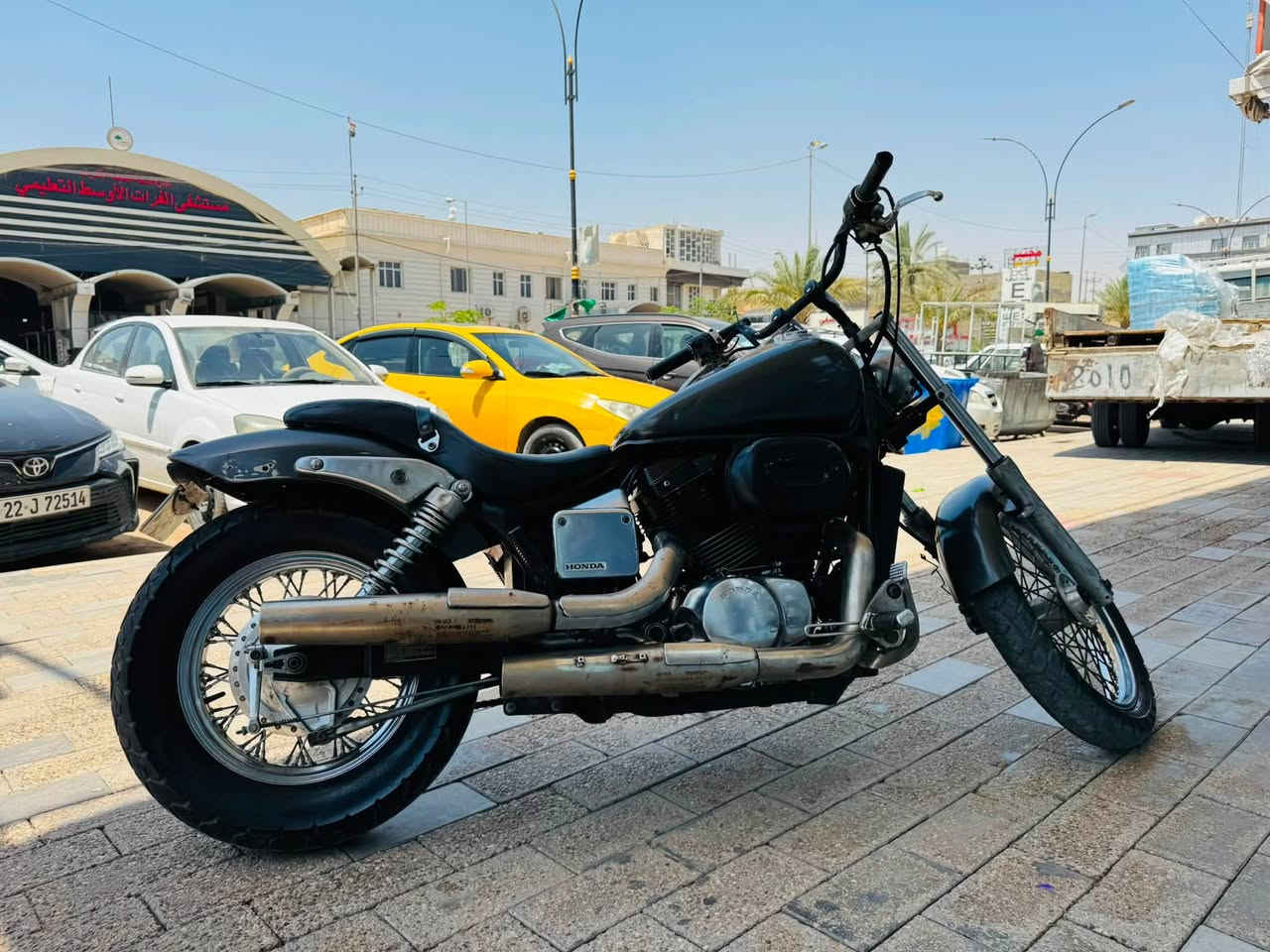 سلام عليكم 
مستعجل علبيع 
هوندا شادو سبيرت 750 cc موديل 2004
بدون اوراق مكينة وكير وكهربائيات مكفولة بيهة تلحيضات بسيطة كلش موضحة بالصور سعرهة مليونين و300 وبيهة مجال و اليجيني مارجعة مكان الدراجة بالنجف 
***********
@إشارة
