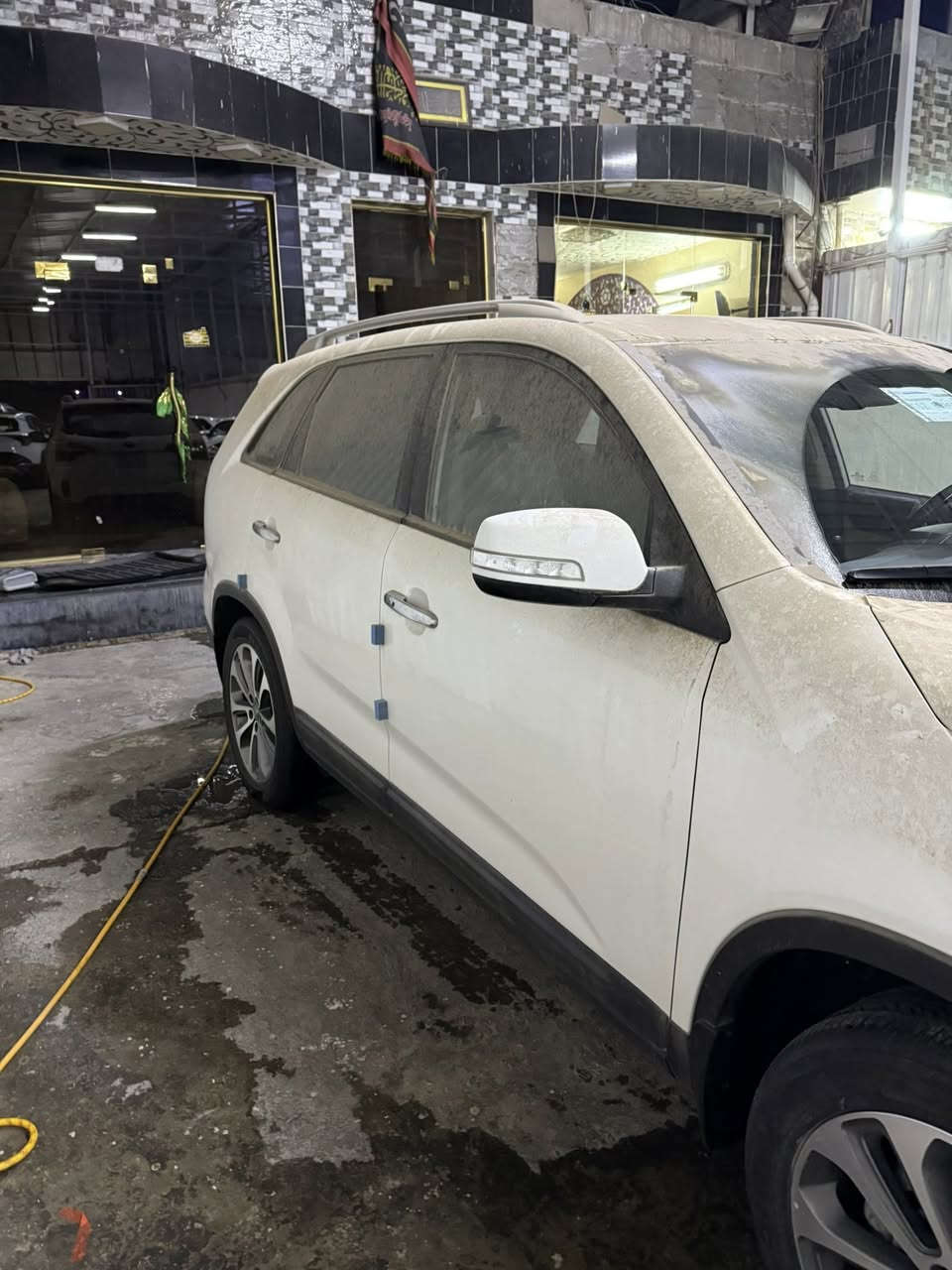 اسلام عليكم كيا سورنتو موديل ٢٠١٤ زيرو صفر سيارة مضمومه محرك ٦ سلندر بصمه كشنات جلد كهرباء بردات خلفيه سبعة راكب تبريد ثلاث قطع مرايات شفط زراك لاايت سيارة غسل ما مغسوله بعدها على وضع الشركة مكان سيارة بغداد هاتف *********** اخوان رجأن الي مايعرف قيمته لا يعلق سعر ٢٦٠ قفل
