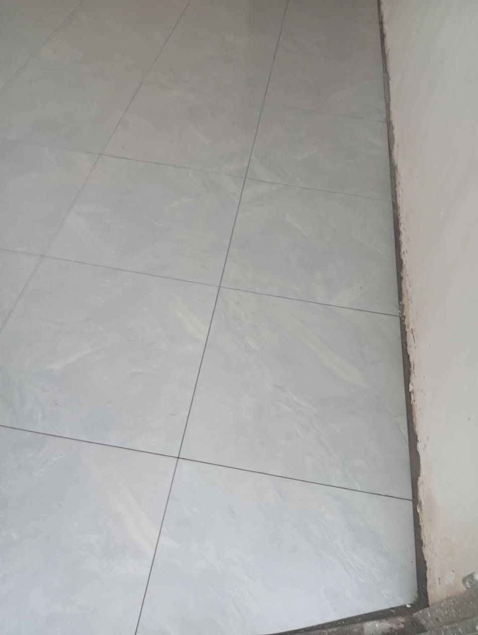 سلام عليكم خلفه سيراميك جدران ارضيه بآيات ازاره شغل درجة ولى لي عنده شغل خل يتصل أو يدخل خاص مكاني بغداد البياع ***********واتساب هم بيه وأسعار مناسبه جدا
