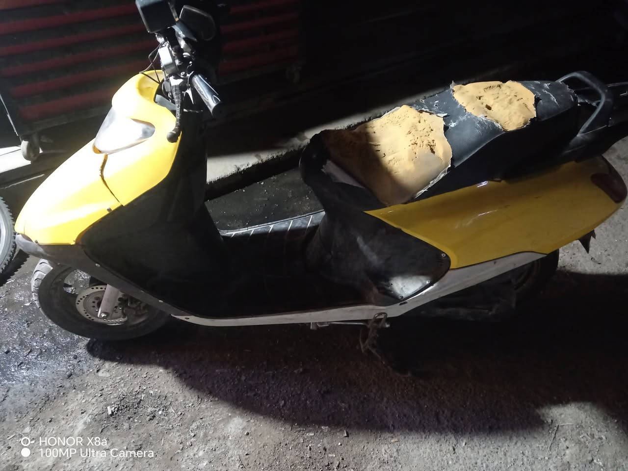 دراجه سبيسي للبيع السعر 250 المكان حريه ***********
