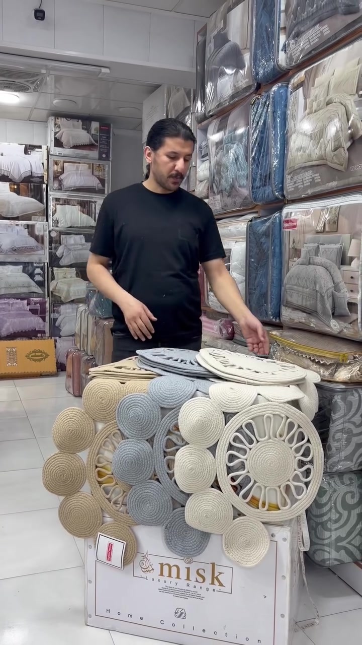 🔹جديد مفروشات ليالي🔹

🔸سيت ماصات چوت حياكه مودرن شغل درجه أولى يحتوي على ٥ قطع ..

🔹المحتويات🔹

🔸ماصه أو رنر 50*110 .. عدد 1
🔸ماصه دائري .. عدد 4 

🔹السعر 20000🔹

🔹 العنوان 🔹

الحبوبي الفرع المقابل لفرع القيصريه داخل الفرع اول محل مفروشات على الجه اليمنه بصف اهل الدشاديش الرجالي ..
تتوفر لدينا خدمة توصيل 🚚 ..

🔸الناصريه مركز  ٣٠٠٠ 
🔸الاقضية  ٥٠٠٠ 
🔸المحافظات الجنوبيه ٥٠٠٠
🔸المحافظات الوسطى  ٥٠٠٠
🔸المحافظات الشماليه والغربيه ٨٠٠٠

🔹🔹للاستفسار اكثر مراسلة الصفحه او الاتصال على الرقم *********** واتساب ..
 #ماصات #مفروشات #العراق
