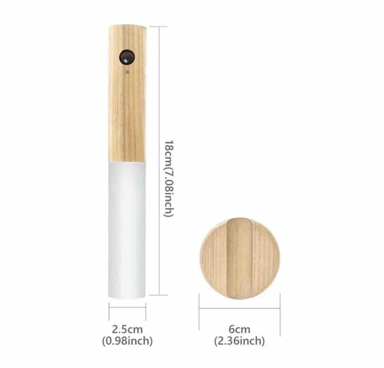 ✨ مصباح الاستشعار المغناطيسي الخشبي &

(السعر ٢٣ الف فقط والتوصيل مجاني ) 

; أناقة وضوء يشتغل وحده! خلي بيتك يصير أرتب وأرقى ويا هالمصباح الخشبي الذكي 😍 يشتغل تلقائياً من يتحسس حركة، ويعطي ضوء دافي وهادي يخلي المكان راقي ومريح. 

⭐ المميزات: ⚡ استشعار حركة: يضوي بس تمُر يمّه

;مثالي للممرات، غرف النوم، داخل الدولاب، أو يم السرير. 🧲 مغناطيسي قابل للفصل: ينلصق بأي سطح معدني وتكدر تفصله وتستخدمه كمصباح يدوي. 🔋 قابل للشحن USB: بطارية تدوم للـ 8 ساعات. 🌿 تصميم خشبي أنيق: شكل فاخر يضيف لمسة ديكور حلوة بأي مكان. 💡 

إضاءة دافئة ومريحة: ما تزعج العين&

 للاستخدام الليلي. 🔘 

3 أوضاع تشغيل: 
Auto &ndash; تشغيل تلقائي 
On &ndash; إضاءة مستمرة 
Off &ndash; إيقاف 📏 

المواصفات: الطول: 18 سم القطر: 2.5 سم القاعدة المغناطيسية: 6 سم مدة التشغيل: لغاية 8 ساعات الشحن

: USB المواد: خشب طبيعي + بلاستيك مقاوم للحرارة 🏠 

الاستخدامات: 
الممرات &; الدرج &; يم السرير &; داخل
 الخزانة &; المطبخ &; السيارة &; السفر &; ديكور مضيء خلي بيتك أرتب وأذكى بمصباح واحد! 

(السعر ٢٣ الف فقط والتوصيل مجاني ) 
باقي آخر ٢٩ قطعه قبل نفاذ الكميه 

🚚 التوصيل متوفر لكل المحافظات


**إذا كنت صاحب هذا الإعلان وتريد حذفه لأي سبب، رجاءا أرسل رسالة إلى الدعم الفني**