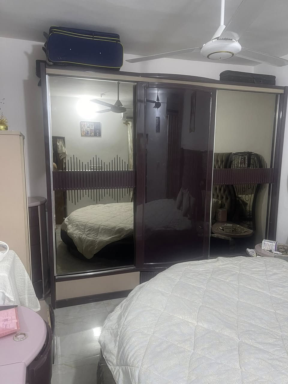 للبيع بيه ضرر بسيط ٤٠٠وبيه مجال ***********
