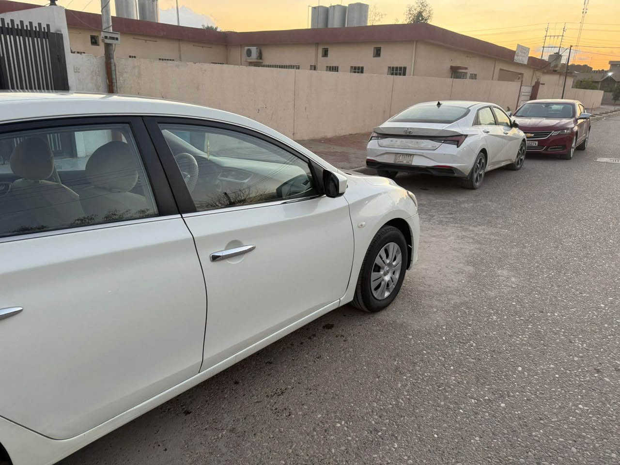 سلام عليكم 
نيسان سنترا خليجي ٢٠١٤
سياره كلش حلوه و نضيفه مواصفات خليجي معروفه 
محرك ١٨ مرغوب بي بطاقه بانزين 
كير محرك كلشي بشرط بي شبر صبغ جوه باب ورا جهه سكن صندوك بس عيار كلشي ع بلاد سياره حلوه وجديده مال بيت
مكان كركوك سعر ١٠٧ وبي مجال 

*********** كركوك, العراق
