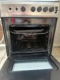 طباخ اربع عيون • شغال • نظيف