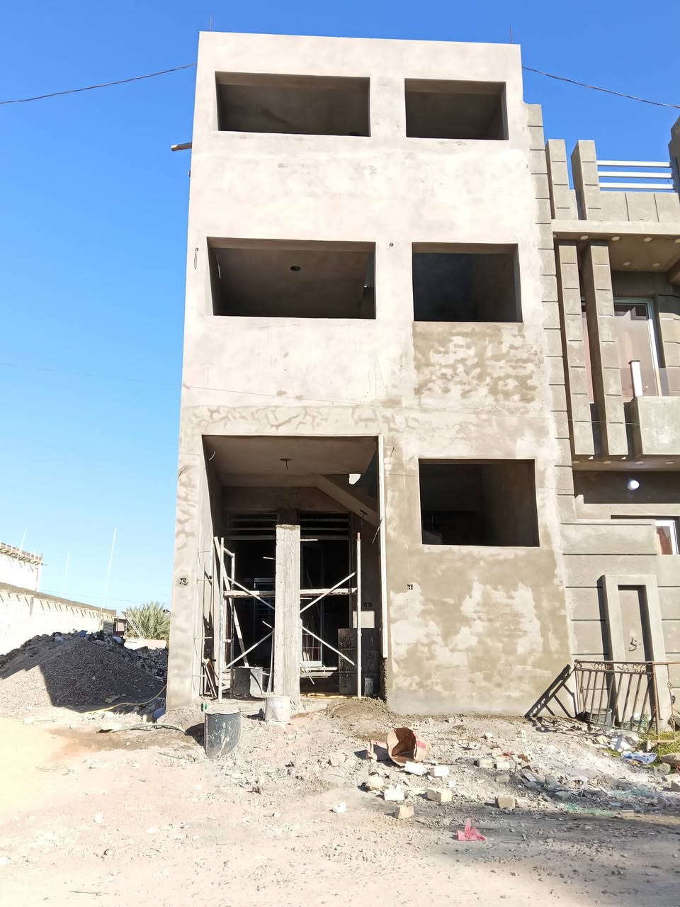 سلام عليكم خلفه لبخ متفرغ لبخ واجهات نثر تطعيم واجهات تصفير مصاطر جص بورك ستلام مهندس ***********
