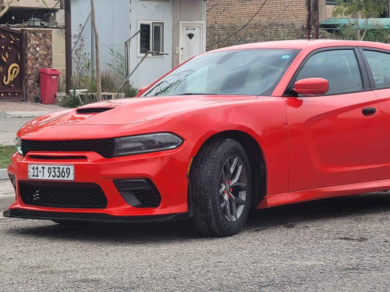 السلام عليكم 
للبيع جارجر مديل 2017
حادثه خلفي 
وبيه كلير الجاملغات الماميه 
بدون فتح 
السعر 175
***********
