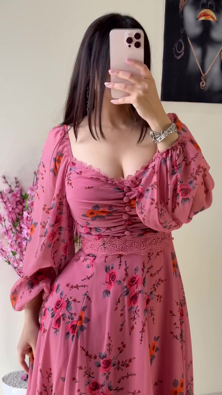 فساتين مناسبات ✨🤍

.
القياسات كامله 
تخفيضات


**إذا كنت صاحب هذا الإعلان وتريد حذفه لأي سبب، رجاءا أرسل رسالة إلى الدعم الفني**