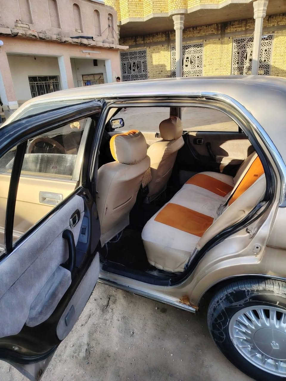 للبيع أرنب جاهزه أيسر بلاد سياره جاهزه من كلشي
اتصال ع رقم    ***********
