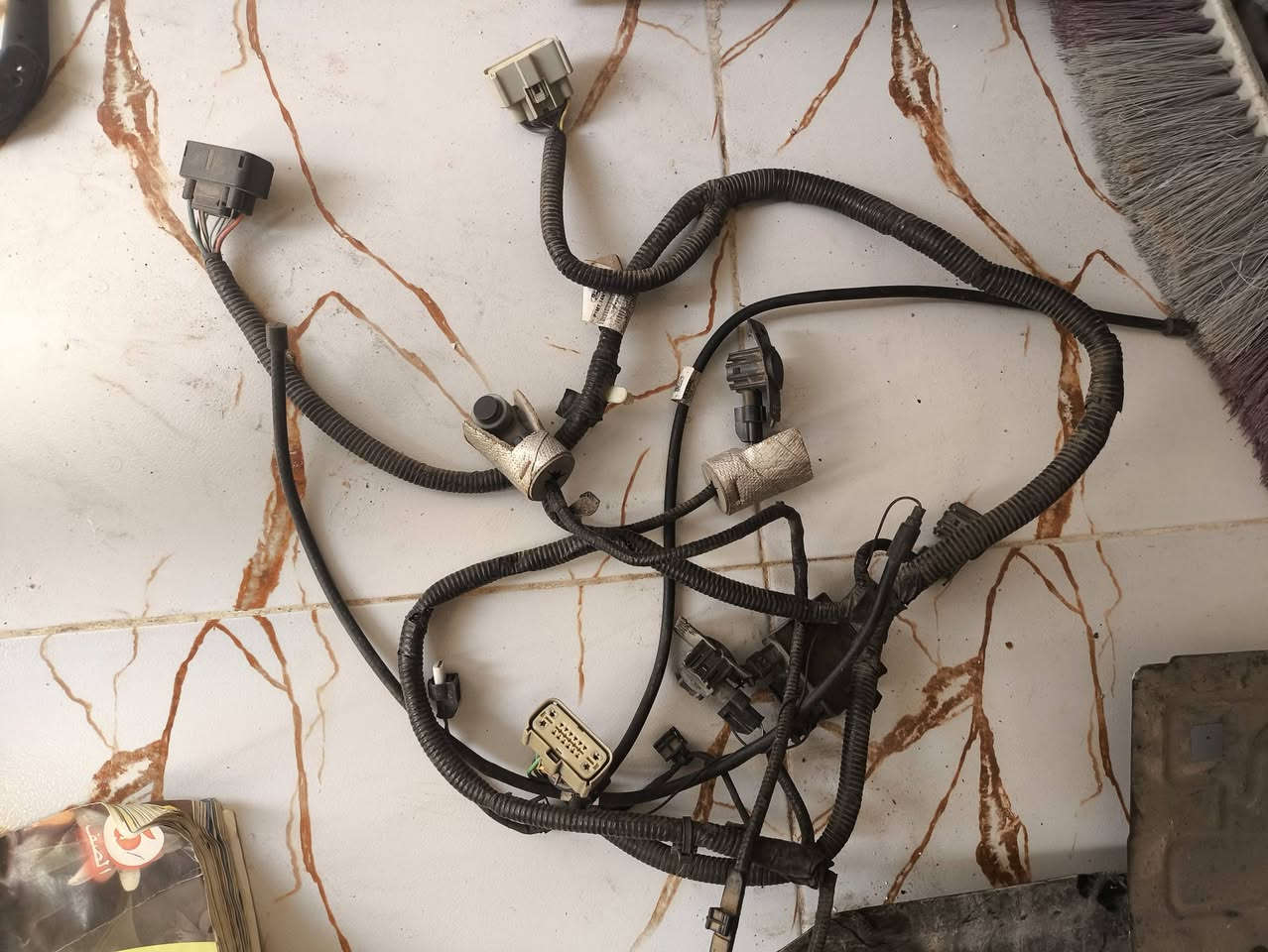 غراض فورد اكسبلورر موديل 2023 الاتصال ***********
