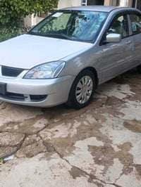 لانسر • ٢٠١١ • مكينة ٢٠٠٠