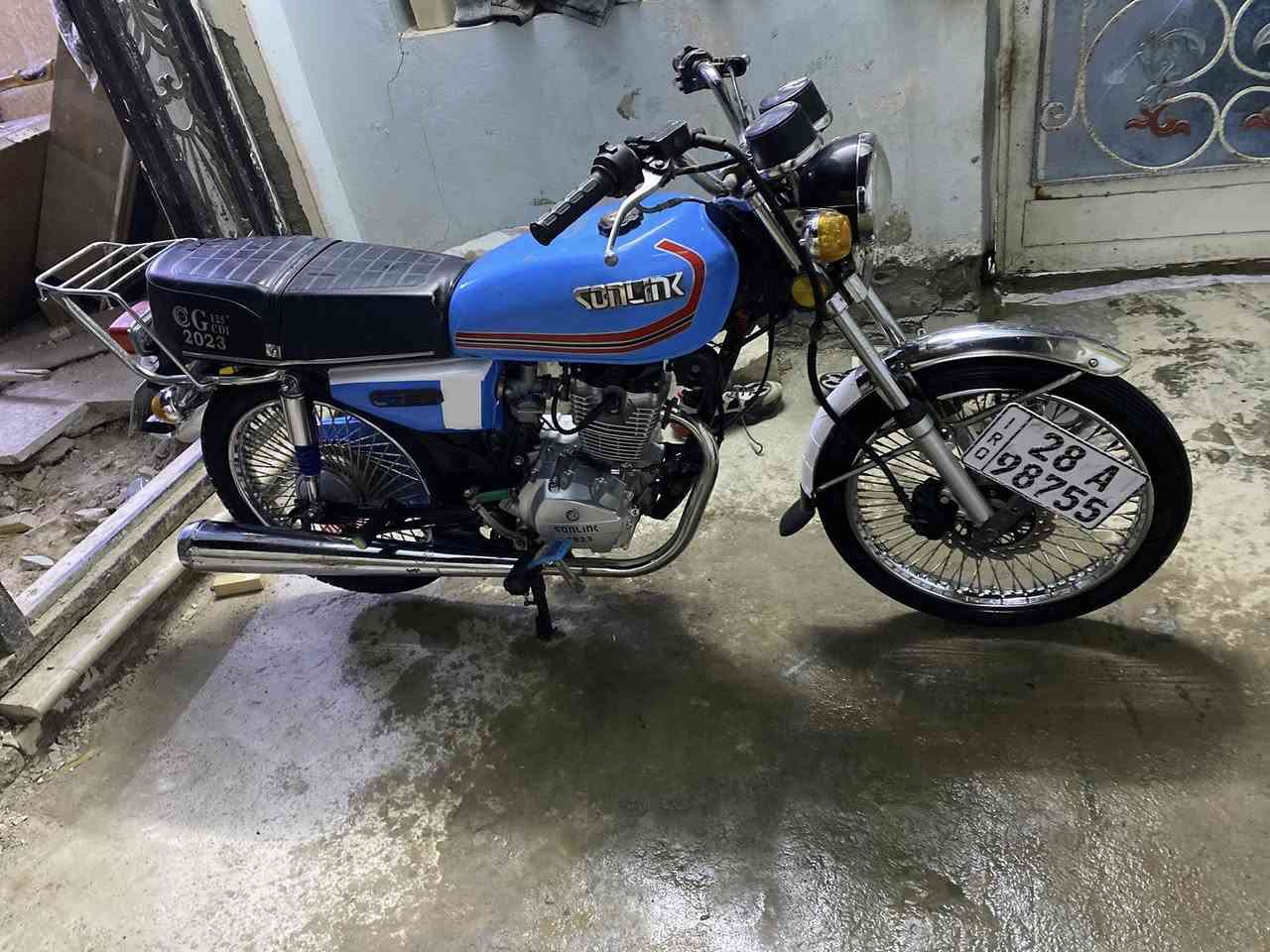 السلام عليكم نامه برو غطاس موديل ثلاثه وعشرين سنويه بسمي سعر مليون وربع وبيه مجال
‭٠٧٨٢ ٩١٨ ٥٠٨١‬
