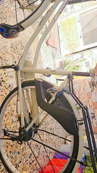 ✨السلام عليكم بايسكل للبيع حجم 26 بناتي نضيف جداا مكاني كريعات ***********.
