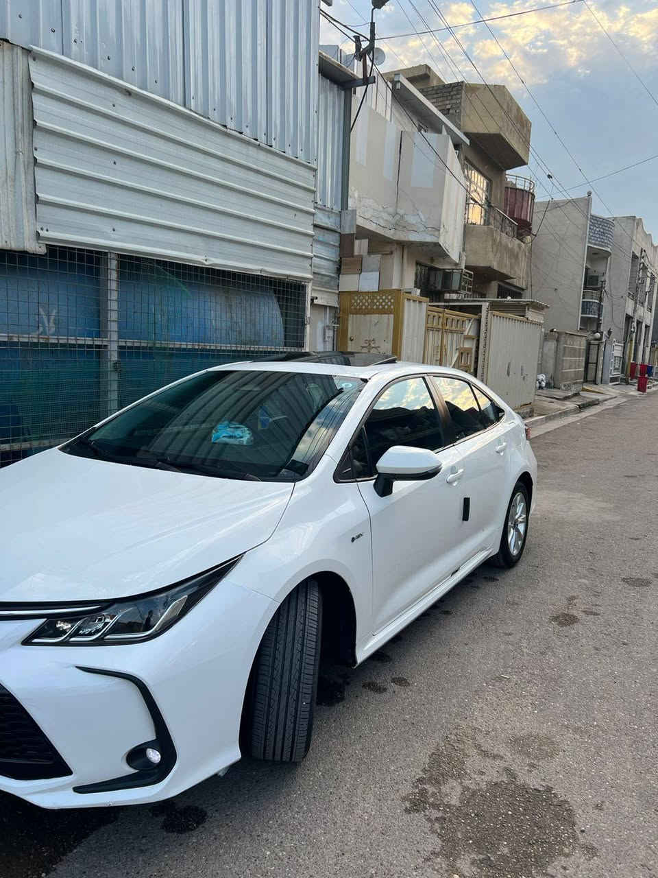 سلام عليكم اخوان 
كورلا للبيع هايبر تجميع صيني 
سياره ماشية ٣٠ الف موديل ٢٤ سياره معروفة موصفاتهة شاشه فتحه سقف كشنات جلد تحكمات ستيرن قيادة ذاتيه #سعر 145 وبيها مجال سياره شوف صورها زين وجيك سونار عجبتك علا راسي معجبتك ان شاءالله تلكه لاحسن منهة مكان سيارة بغداد للستفسار ***********
