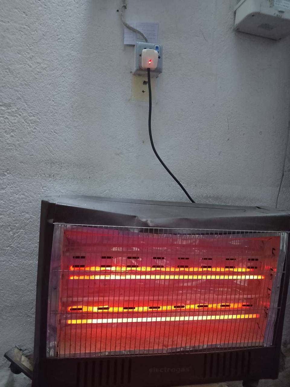 ميز بلازما ب٤٠
زوليه طول ٣ونص في ٢ ب٢٥
صوبه كهربائيه ب٢٠
مدات عدد ٣ ب٢٥
برده لون وردي زوج ب١٠

تلفزون حجم ٢١ دنگه ب٣٥
تلفزون اصغر حجم ب٢٠


**إذا كنت صاحب هذا الإعلان وتريد حذفه لأي سبب، رجاءا أرسل رسالة إلى الدعم الفني**