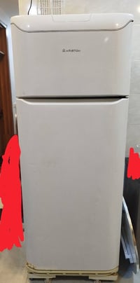 ثلاجه اريستون ٢٤قدم • مجمده هايسنس ١٠قدم • شهداء البياع