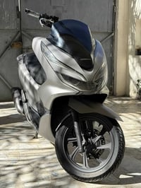 دراجه PCX جيل الثالث كوري دراجه لون مميز مكفوله كفاله عامه مكينه برغي ...