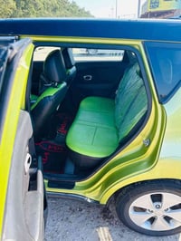 كيا صول موديل 15 رقم بغداد بسامينا السياره مكفوله من الحادث بيها 4 قطع...