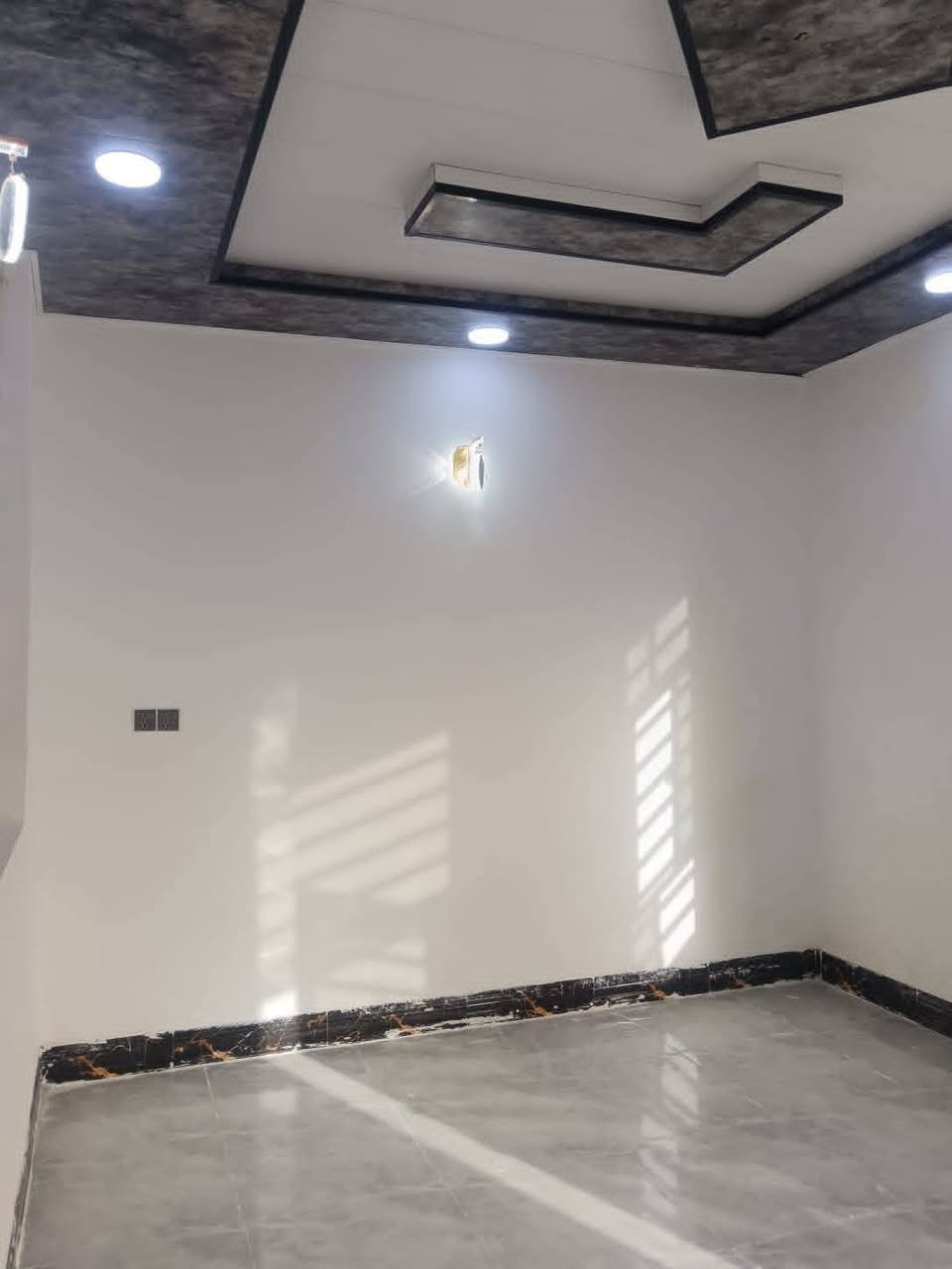 120 متر للبيع طابو زراعي سند 25 قرار محكمه
بسعر 40 وبي مجال
عنوان البيت نجف مقابل ملحق قرية الغدير
للاستفسار اتصل على *********** أو مراسله واتساب
