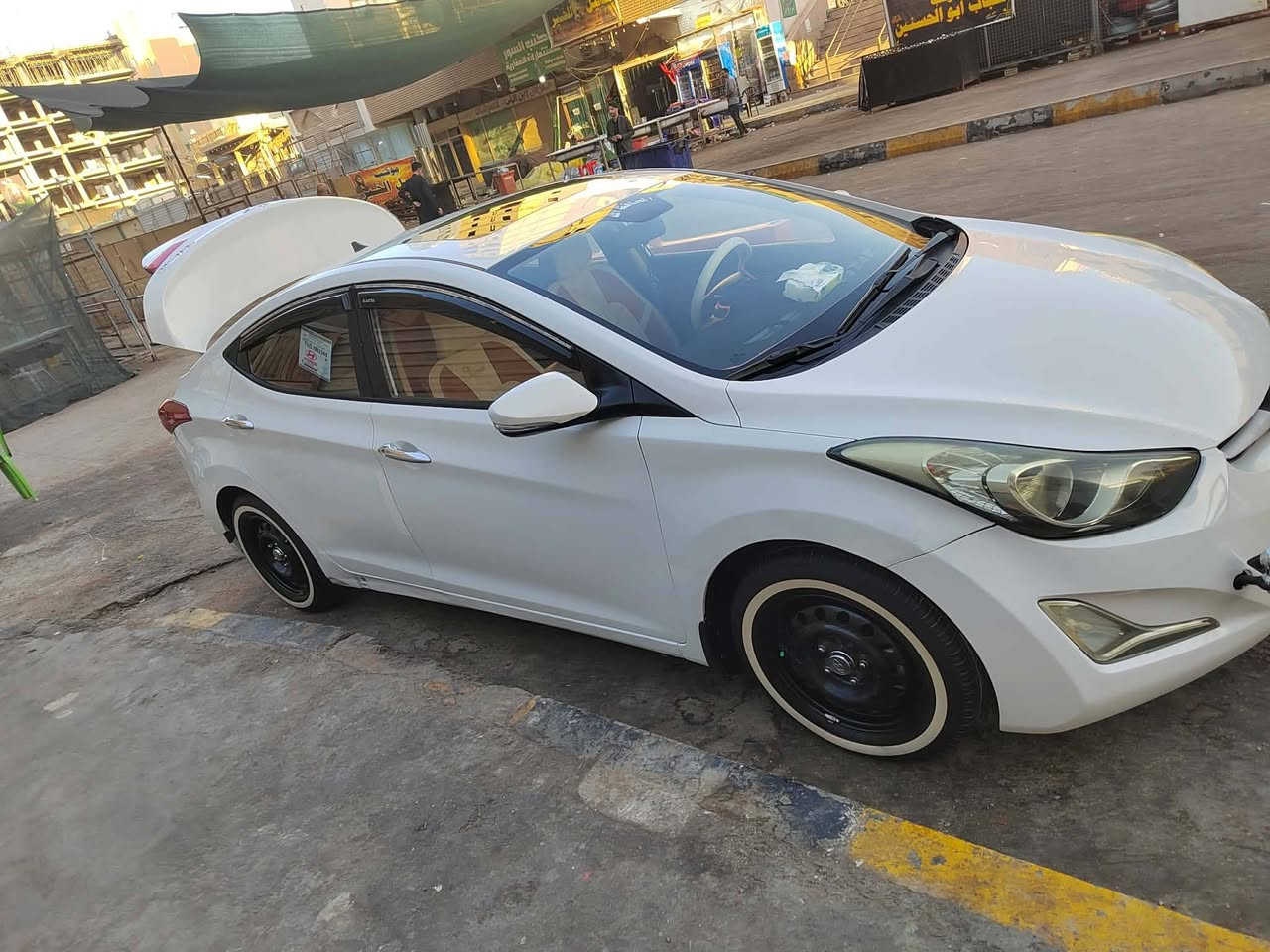 السلام عليكم بيع ومراوس انتره موديل 2014بيه بابين مصبوضات مكاهن مكينه 1600سياره جازه من كلشي مكان نجف *********** السعر 115وبيه مجال قليل
