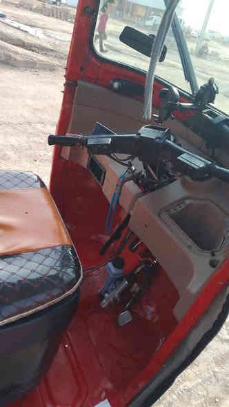 تكتك17 للبيع اوراق تكفلك لترقيم تكتك جاهز مناقصه شي كبل لشارع رايده ب
3500وبيه مجال قليل مكاني واسط قضاء الصويره 
***********
