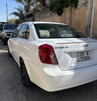 اوبترا • ٢٠١١ • خشم يمين