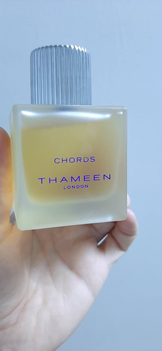 Thameen Chords
السعر / ١٧٠ الف_ توصيل مجاني

عطر شرقي - زهري للجنسين

 إفتتاحية العطر البرغموت, زهر البرتقال و النيرولي.

 قلب العطر العسل, التبغ و الإيلنغ.

 قاعدة العطر تتكون من الجلود, السيبرول (الناجراموثا) و خشب الأرز.


**إذا كنت صاحب هذا الإعلان وتريد حذفه لأي سبب، رجاءا أرسل رسالة إلى الدعم الفني**