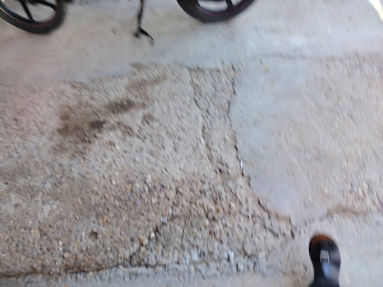 سلام عليكم دايون نفخ موديل 20 أوراق اصولي سعر 1000 وبيه مجال مكاني حله جبله ***********
