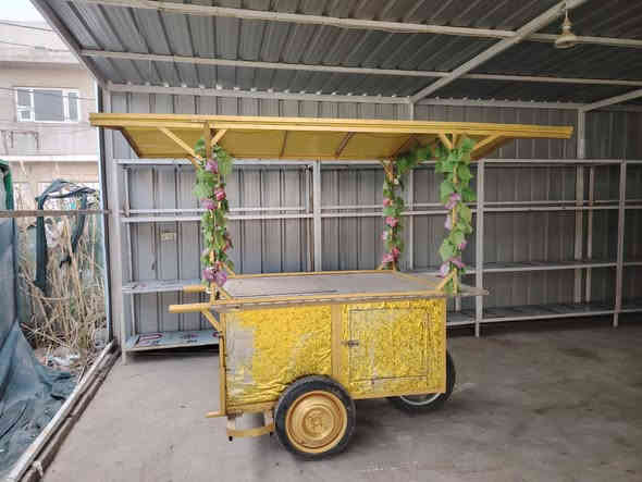 السلام عليكم متاح عربانه مال حمص للبيع السعر 300
***********
