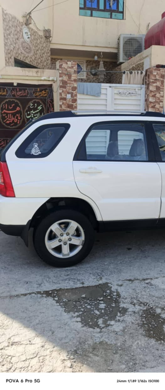 سلام عليكم للبيع سبورتج موديل 2009 بسمي هزه ورقام جدد تحويل مباشر سيارة مبدل باب اصلي كاله وكصت بنيد شويه صبغ باقي مكفوله كفالة عامه حتى بارد ما بيها شرط سيارة كسر فلين وضع شركه كير محرك عل شركه ما مفتوحات حداديه مال الشركة بيها تراي زيرو بيها خليجي داخل بيجي فتحه صاج شاشة داخلها الى زيرو تخم تاير جديد غراض الشركه بيها بلعافيه عل ياخذها حيل جديده السعر 118 وبيها مجال مكاني بابل ***********   ***********
