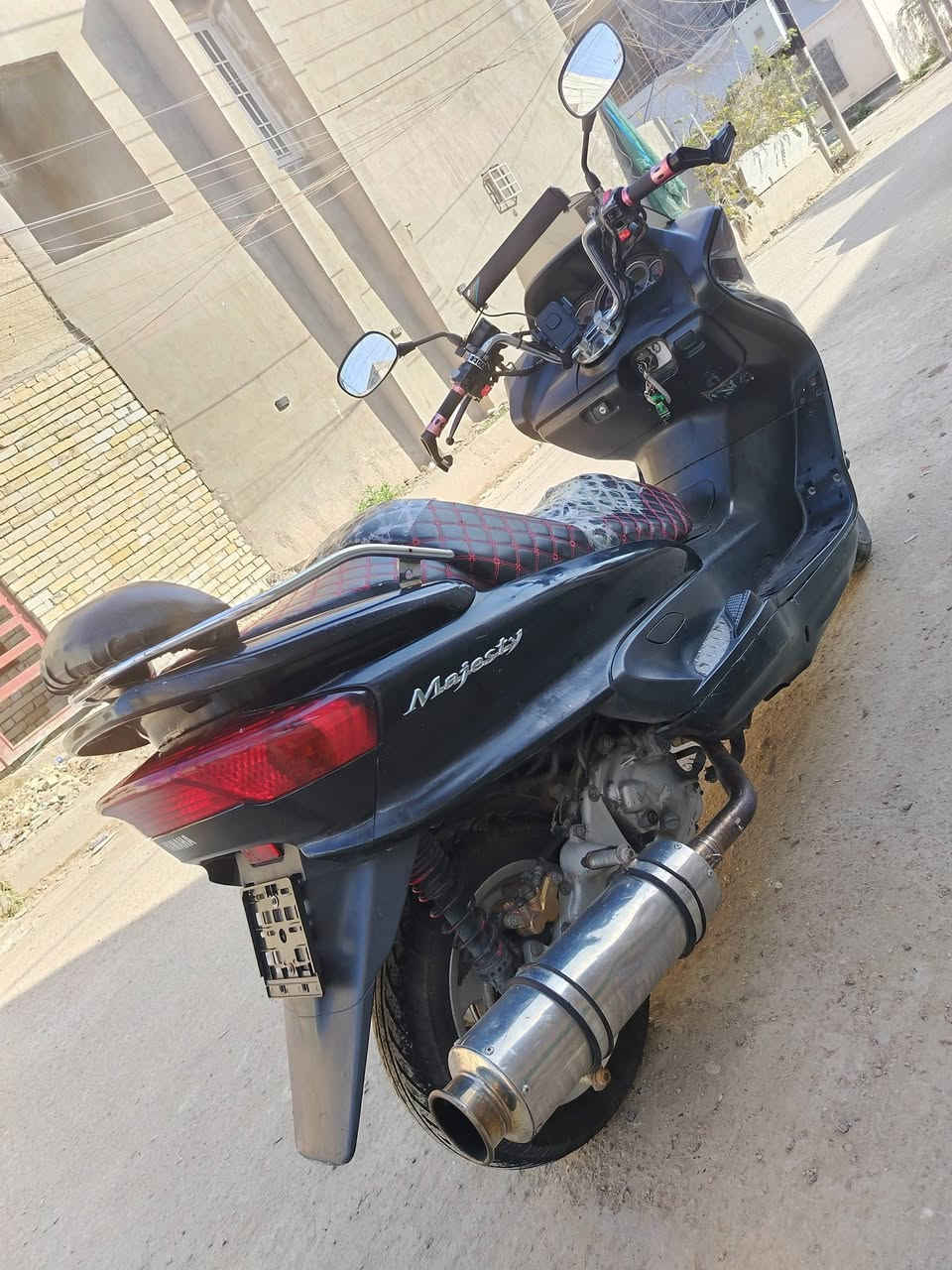 سلام عليكم ماجسته ددبل رون مكينه كفاله.  كلاجات رياضي بيها شلعه معدل تخبل. نكره سلف بكل وقت صالنصه رياضي سستم نيكل درع يدات مال تيماكس مضخم صوت. بل الاستيرن ماسكه هاتف درجه جاهزه من كلشي نقص بسيط جداا وعلما الدراجه ممتفرغله وللصور ضالمته مكاني بغداد ***********
