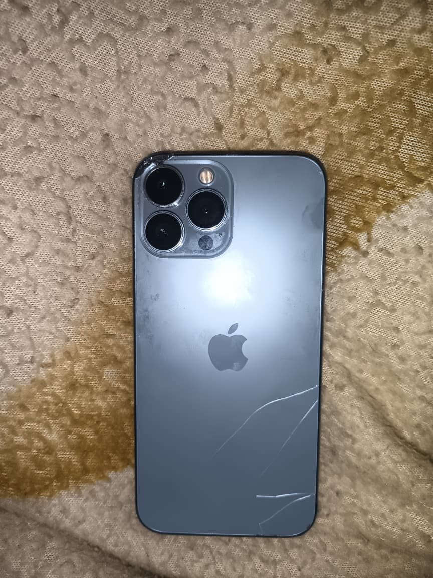 آيفون 13 برو ماكس شرق اوسط ذاكره 256  للمراوس فقط مبدل شاشه وبطاريه وكاميرا الخلفيه كلهم اصلين وضهر مفطور


**إذا كنت صاحب هذا الإعلان وتريد حذفه لأي سبب، رجاءا أرسل رسالة إلى الدعم الفني**