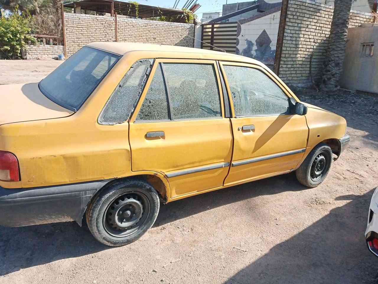 سلام عليكم سايبه موديل 12 كير مكينه خير من الله رقم احمر رعيه موجود بس مالي دخل بل هيه والغرامات ابيع كوم حديد السياره جهزه مكان السياره نجف رقم الموبايل *********** السعر 11 وبيه مجال
