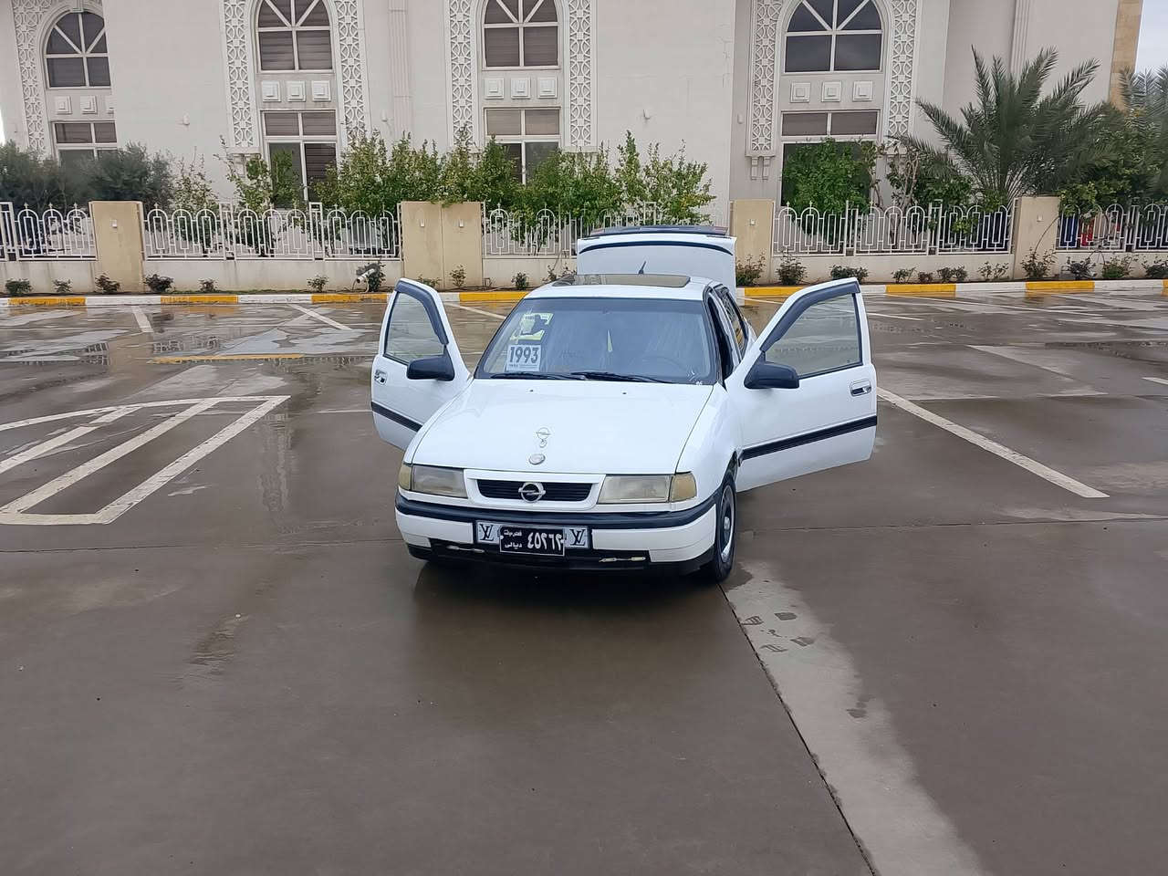 بۆفرۆشتن ڤیکترا مۆدیل92 مەکینە18 ئاڕم پلاستیک بەشەرتی اولیات مرور گێڕ و مەکینە بەشەرت تەقەوڕەقەی بەشەرت کارەبای کامل مەزبوت abs پاوەر سلایت بەرەدەرگا و دەژبولی نوێ تایەو ویلی نوێ دەعامی بۆ دەعامی بەشەرت بێ مەسرەف سعری23معامەلە***********
