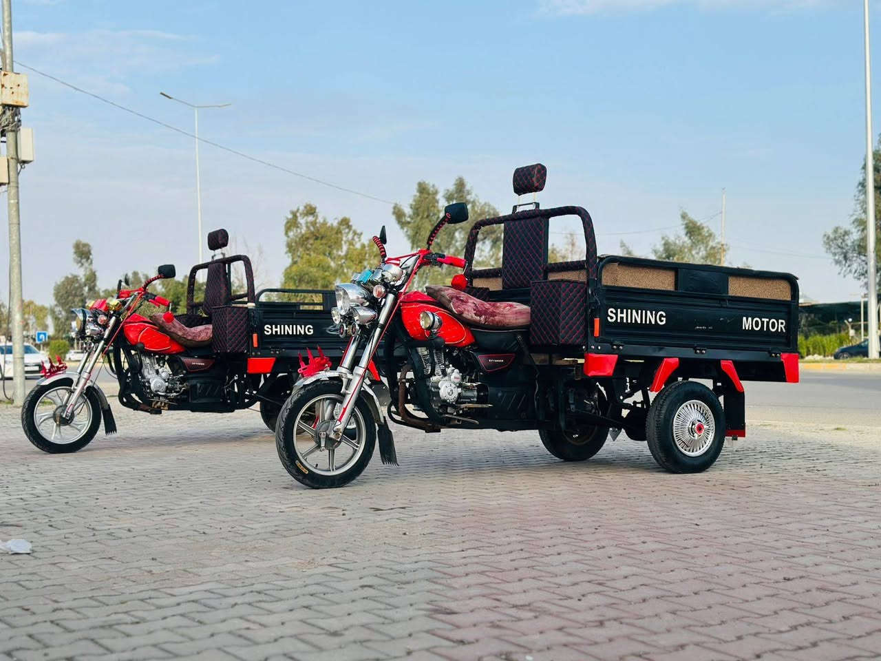 سلام وعليكم شباب عندي هاي الستوتات  للبيع شاخوان فحله وقلاب موديل 2021 ثنينهن محرك موديل 2024 والخ محرك 2023 انطيهن ب شرط قطرة صبغ مابيهـ رگبه محرك شاصي ب شرط كهربائيات كلهـ شغاله تايرات جوبلس ونضاف مال جناي
انطيهن كفاله عامه 
شراي اتصل ودلل مو شراي رجاً اعبر المنشور
***********
***********
